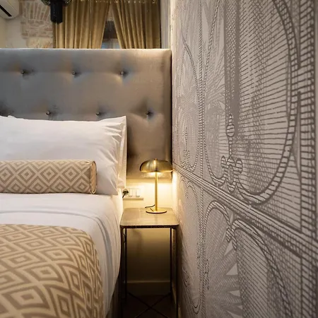Pensión Design Anima Mundi Citycentre Right Next To Diocletian's Palace 3*