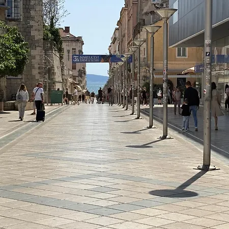 Pensión Design Anima Mundi Citycentre Right Next To Diocletian's Palace