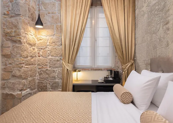 Guest house Design Anima Mundi Citycentre Right Next To Diocletian's Palace Split