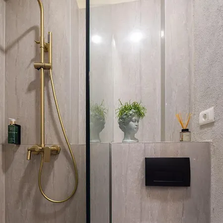 Design Anima Mundi Citycentre Right Next To Diocletian's Palace 3*