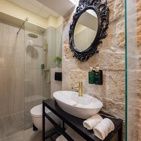 게스트하우스 Design Anima Mundi Citycentre Right Next To Diocletian's Palace