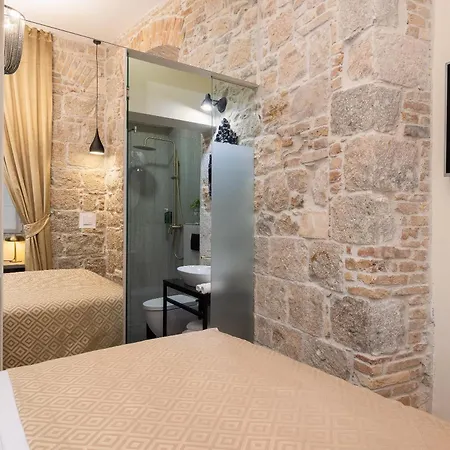 Design Anima Mundi Citycentre Right Next To Diocletian's Palace 게스트하우스