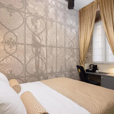 Design Anima Mundi Citycentre Right Next To Diocletian's Palace