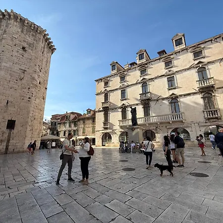 Design Anima Mundi Citycentre Right Next To Diocletian's Palace 게스트하우스 *