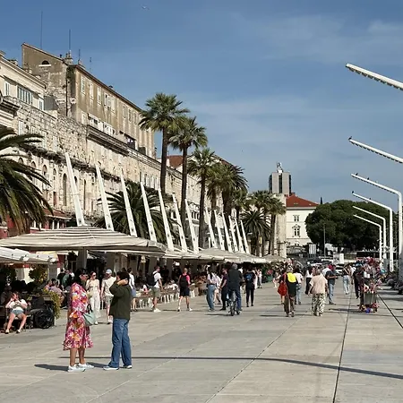 Design Anima Mundi Citycentre Right Next To Diocletian's Palace Gostinjska kuća 3*